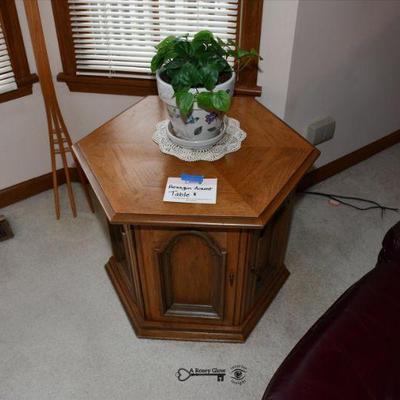 0433 family room