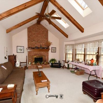 0386 family room