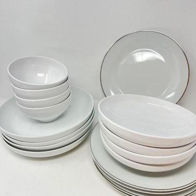 63 whiteonwhiteonwhiteporcelaintableware