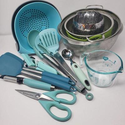 59 retroblueutensils strainers