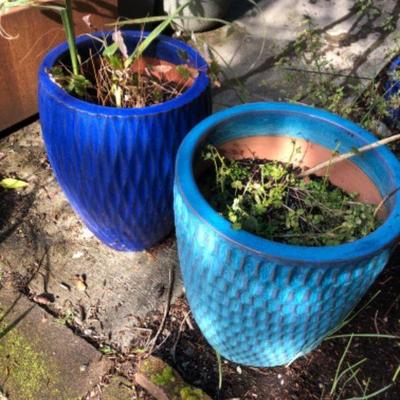 42 twoblue aquaterracottaoutdoorpots