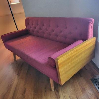 100 noblehouseraspberryfabricsofa