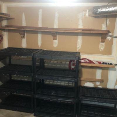 146 stackingplasticshelving10shelves