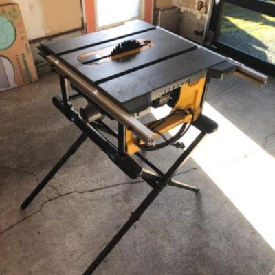 14 dewalt825tablesawwithstand