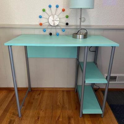74 atomicdeskclockandlamp
