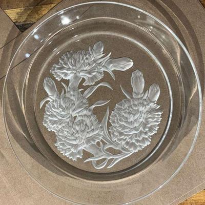 T yamamoto signed flower plate