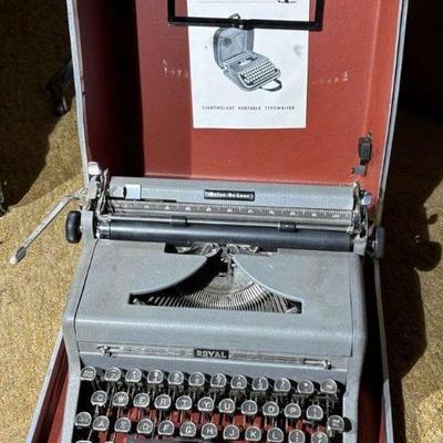 Smith corona skyriter" typewriter