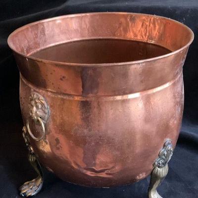 Copper jardinie re planter with lion heads and paw feet