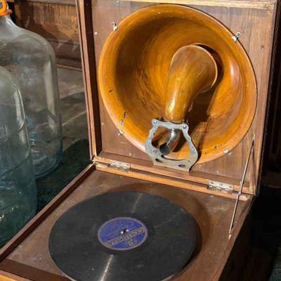 Pathe phone reflex coq gramophone for restoration