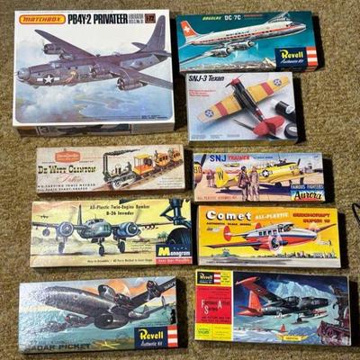 Vintage model kits