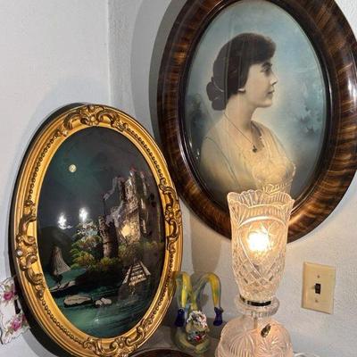 Crystal table lamp artwork & glass figurine