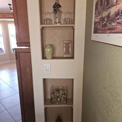 Miscellaneous Decorations 