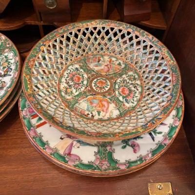 Famille Rose Reticulated Bowl and Dinner Plates