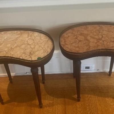 Antique Petite French Marble Brass Kidney Mahogany Side Tables Louis XV)