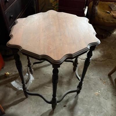 Lamp table