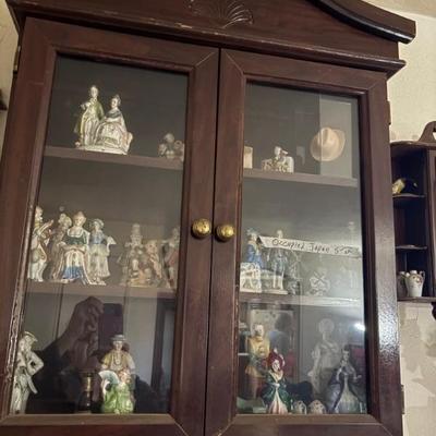 Hanging cabinet plus occupied japan