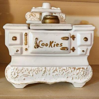 Vintage Mccoy White Stove Cookie Jar