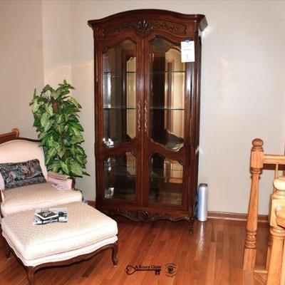 822 hallway