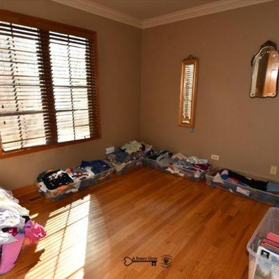 832 office main floor