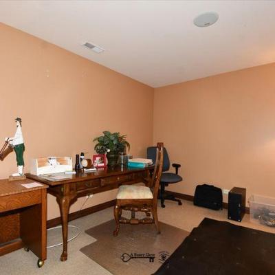 981 office lower level