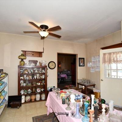 054 kitchen