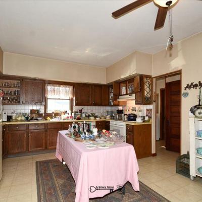 052 kitchen