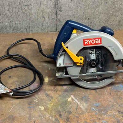 Ryobi 7 1/4” Power Saw
