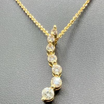 14K Gold Necklace with Diamond Pendant
