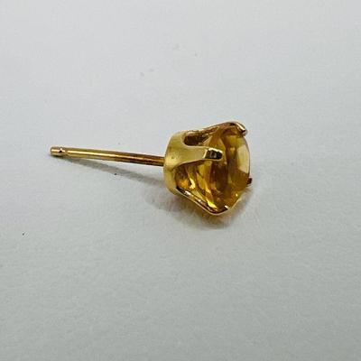 Single 14K Shining Golden Yellow Stud Earring
