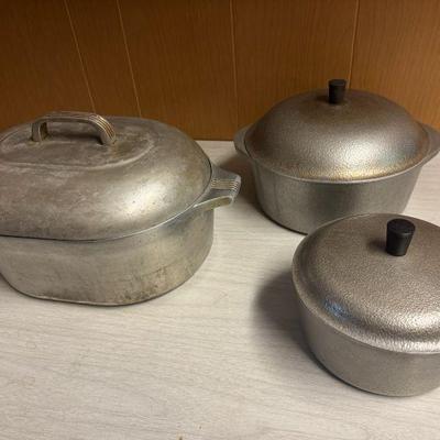 (3) Metal Pots - Feat : Wagner Ware Sidney And Hammercraft Cookware
