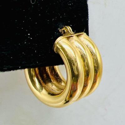 Single 14K Gold Hoop Earring
