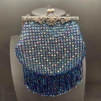 Vintage Style Fringed Bag

