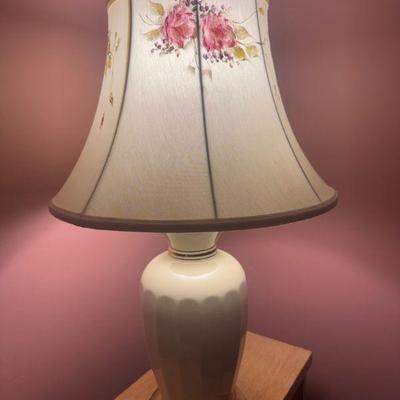 Alsy Lamp With Painted Shade
