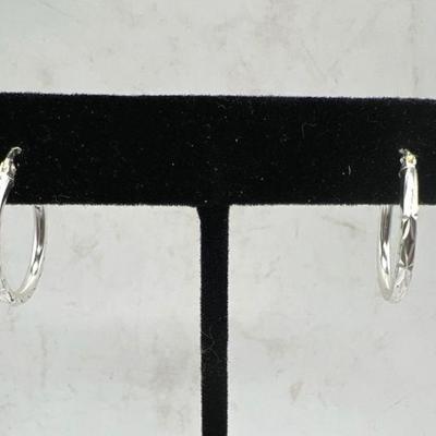 Sterling Silver 3/4” Hoop Earrings
