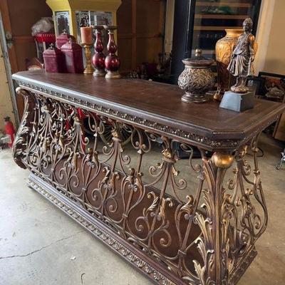 Pulaski-Style Leather Top Console – Ornate Wood & Wrought Metal Design	