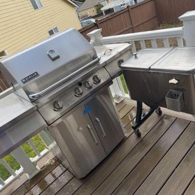 JENN-AIR Stainless Steel Gas Grill & Rolling Cooler – Outdoor BBQ Set	