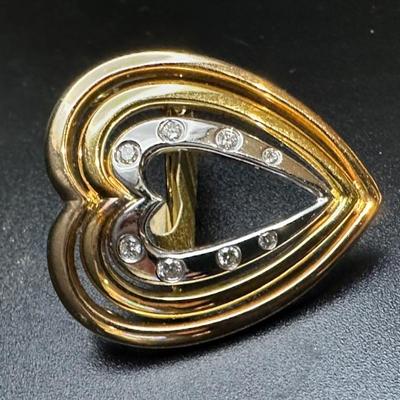 18k gold brooch with diamonds