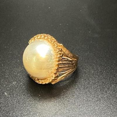 14k gold pearl ring 