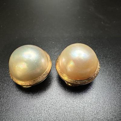 14k gold pearl earrings,