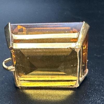 Beautiful citrine pendant