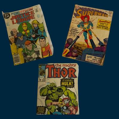 Super heroes comics yel08)
