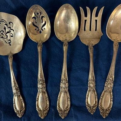 Towle serving pieces sil01)