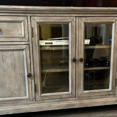 Media cabinet