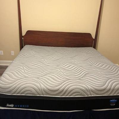 King bed with bedding