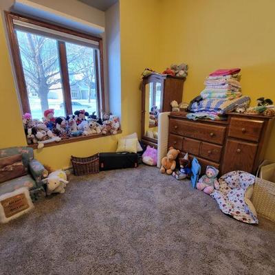 Children's Toys and Bedroom Furniture 