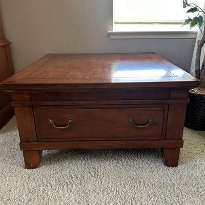 Broyhill coffee table