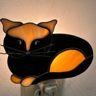 Stained glass cat nightlight 