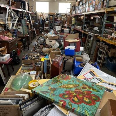 Estate sale photo