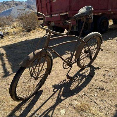 #10 • Elgin Bicycle with 1941 Tag/Plate
