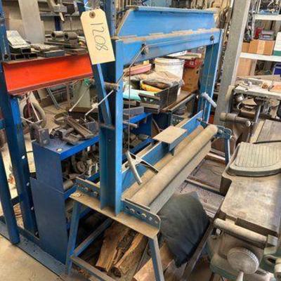 #1208 • Sheet Metal Roller
